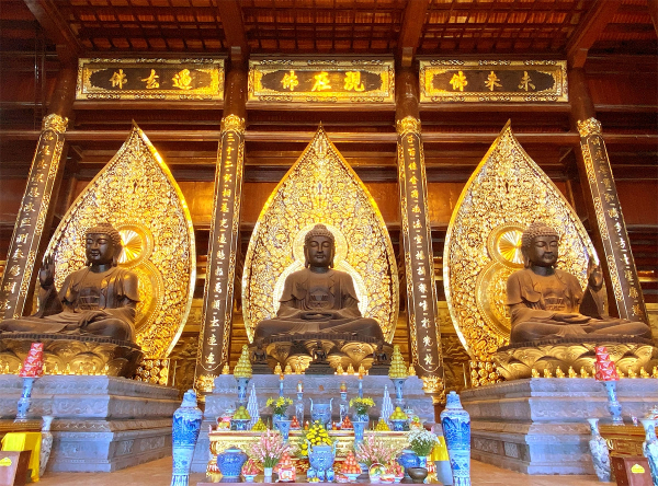 Điện Tam Thế
