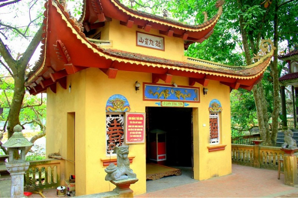 Giới thiệu về Đền Cô Chín (Thanh Hoá)