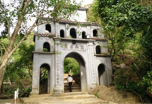 Chùa Bái Đính cổ tự